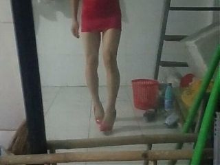 Im in short red dress